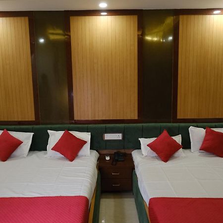 Hotel Golden Continental Deoghar Exteriér fotografie