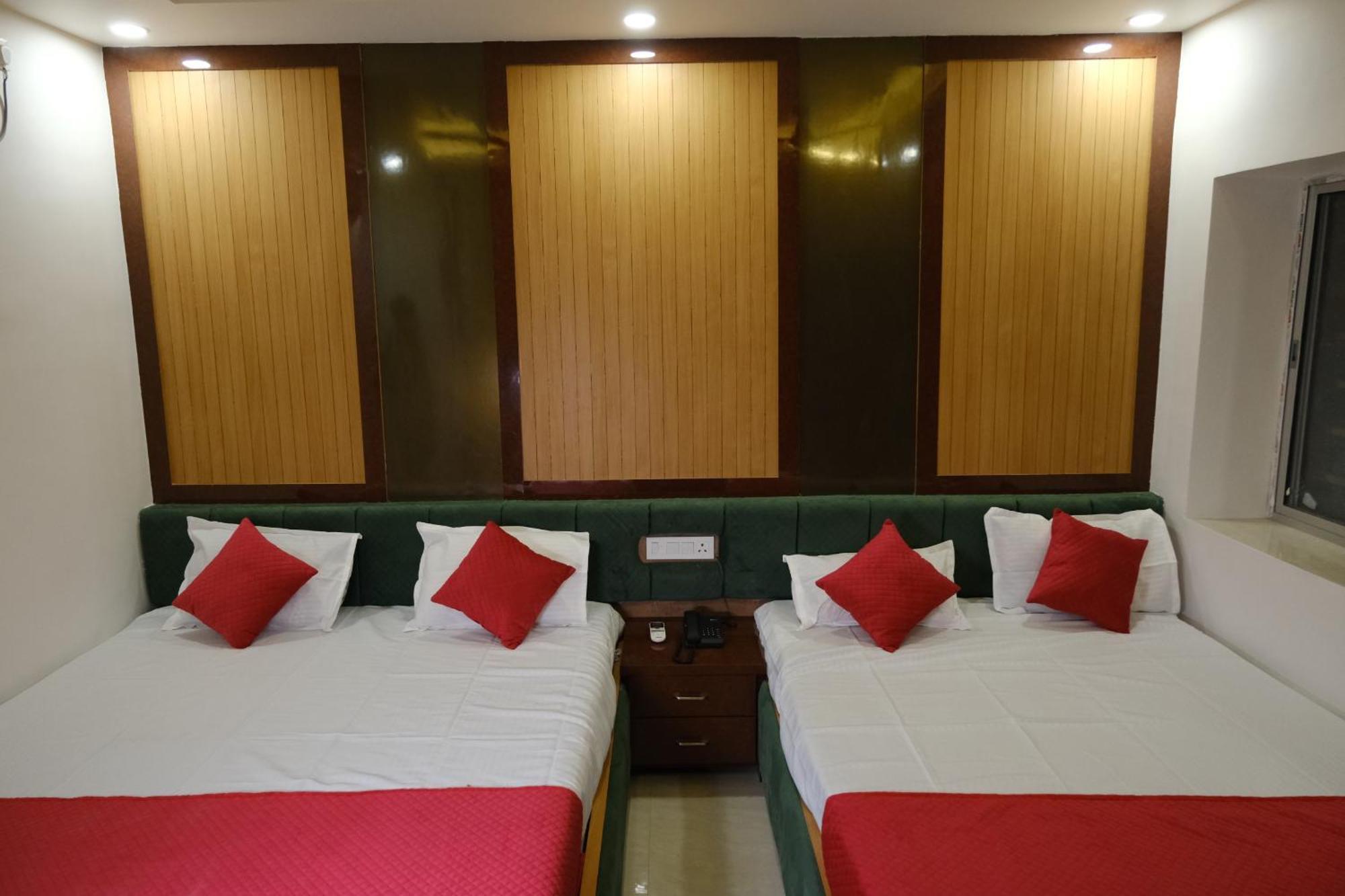 Hotel Golden Continental Deoghar Exteriér fotografie