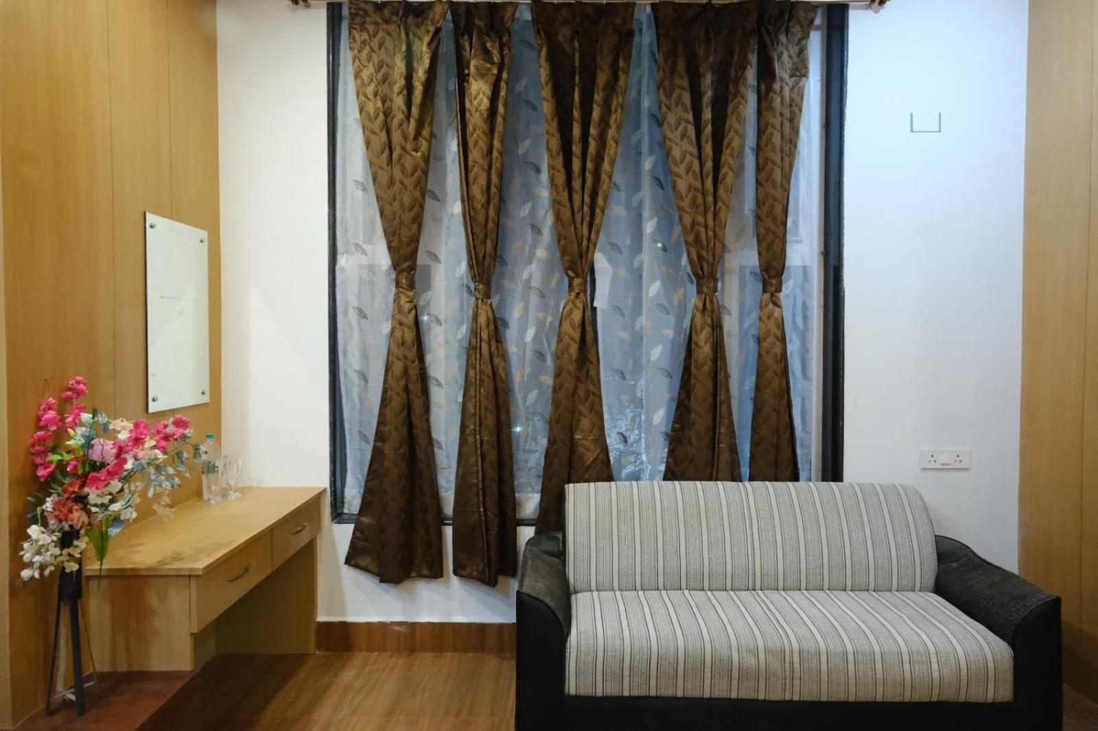 Hotel Golden Continental Deoghar Exteriér fotografie