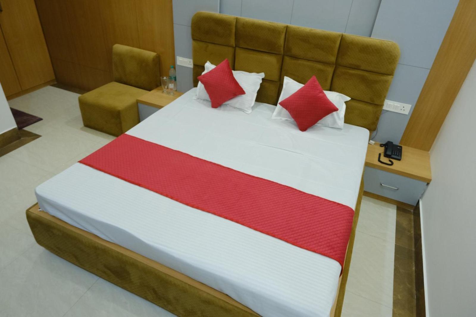 Hotel Golden Continental Deoghar Exteriér fotografie